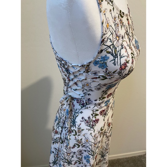 H&M Mini White Floral Dress - Picture 2 of 4
